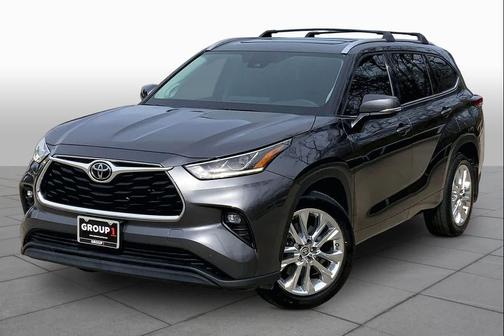 Magnetic Gray Metallic 2023 Toyota Highlander Limited