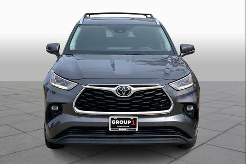 Magnetic Gray Metallic 2023 Toyota Highlander Limited