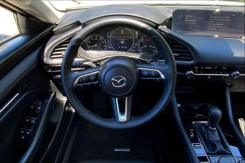 2025 Mazda Mazda3 FWD w/Preferred Package