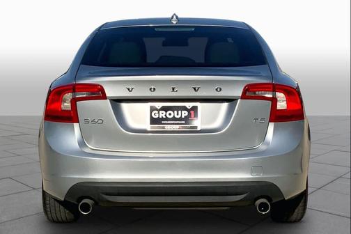 Electric Silver Metallic 2013 Volvo S60 T5 Premier