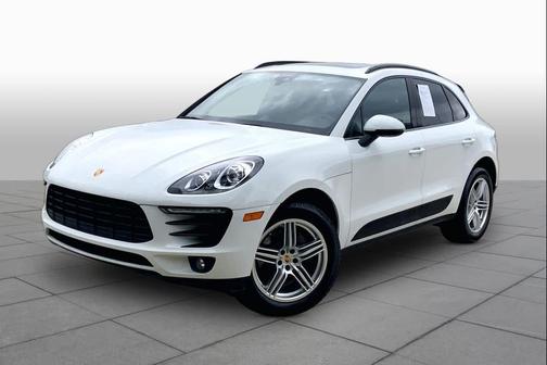 White 2018 Porsche Macan Macan