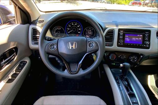 Deep Ocean Pearl 2016 Honda HR-V LX