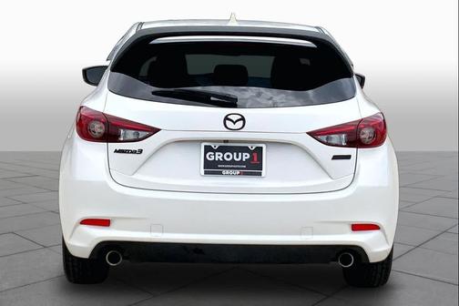 Snowflake White Pearl Mica 2018 Mazda Mazda3 Touring