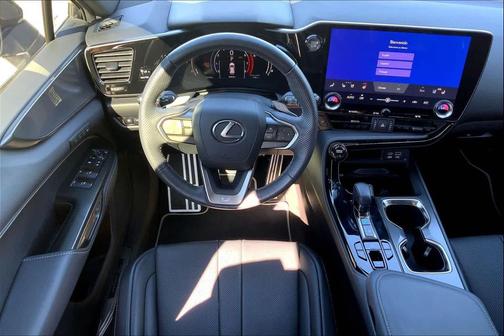 2023 Lexus NX 350 F SPORT Handling