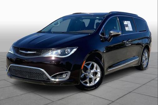 Dark Cordovan Pearlcoat 2019 Chrysler Pacifica Limited