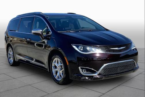 Dark Cordovan Pearlcoat 2019 Chrysler Pacifica Limited