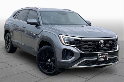 Platinum Gray Metallic 2024 Volkswagen Atlas Cross Sport 2.0T SE w/Technology