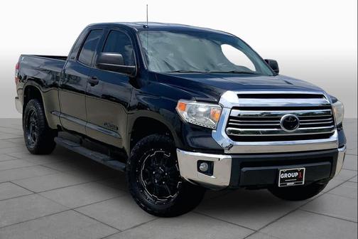 Black 2017 Toyota Tundra SR5