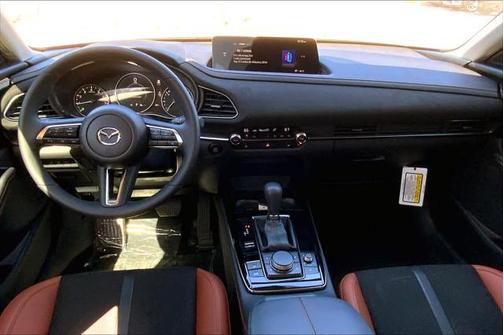 2025 Mazda CX-30 2.5 Carbon Turbo
