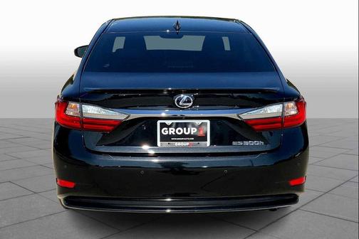 2016 Lexus ES 300h Base