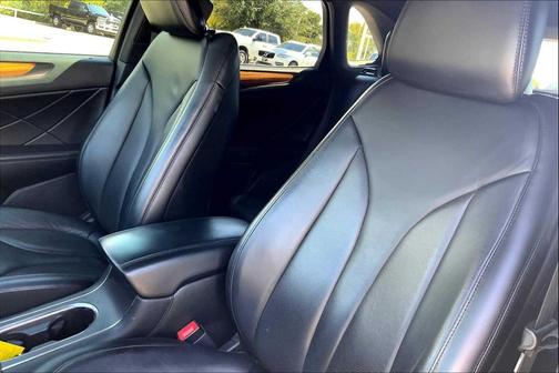 2015 Lincoln MKC Base