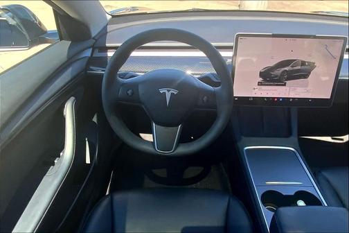 Midnight Silver Metallic 2023 Tesla Model 3 Standard Range