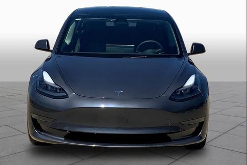 Midnight Silver Metallic 2023 Tesla Model 3 Standard Range