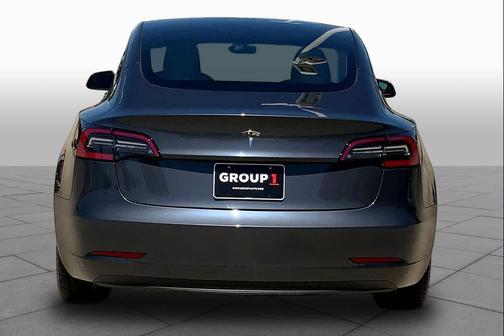 Midnight Silver Metallic 2023 Tesla Model 3 Standard Range