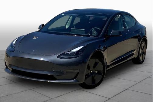 Midnight Silver Metallic 2023 Tesla Model 3 Standard Range