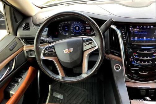 2019 Cadillac Escalade Luxury