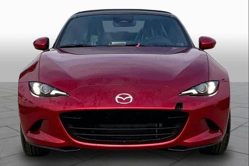 Soul Red Crystal Metallic 2026 Mazda MX-5 Miata Grand Touring