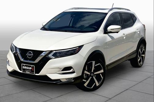 2022 Nissan Rogue Sport SL