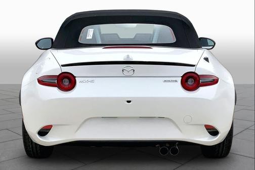 Snowflake White Pearl Mica 2026 Mazda MX-5 Miata Club