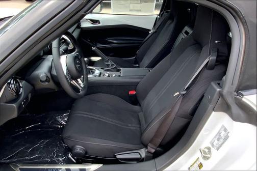 Snowflake White Pearl Mica 2026 Mazda MX-5 Miata Club
