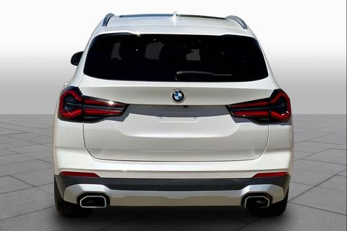 Mineral White Metallic 2024 BMW X3 xDrive30i