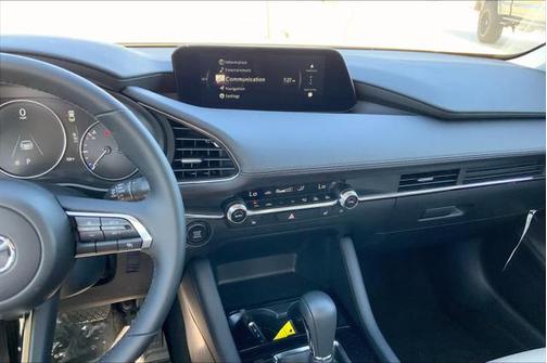 2025 Mazda Mazda3 FWD w/Preferred Package