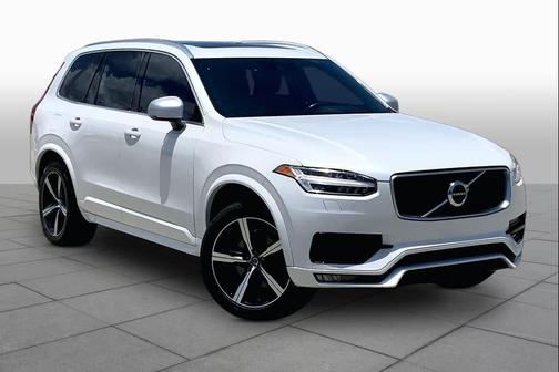 Crystal White Pearl Metallic 2017 Volvo XC90 T6 R-Design