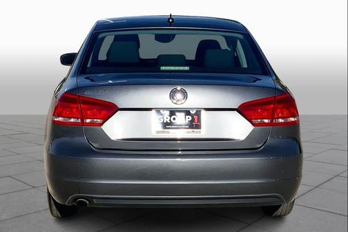 2014 Volkswagen Passat 2.5L S