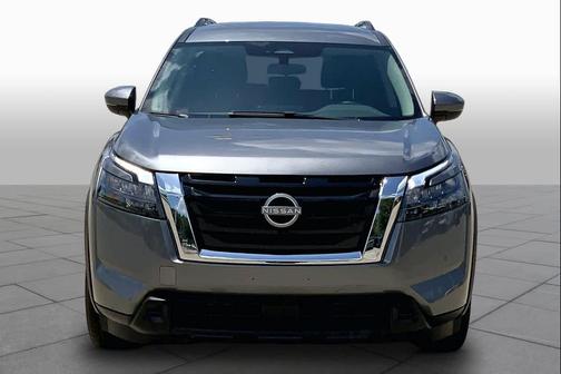 Gun Metallic 2025 Nissan Pathfinder SV 4WD