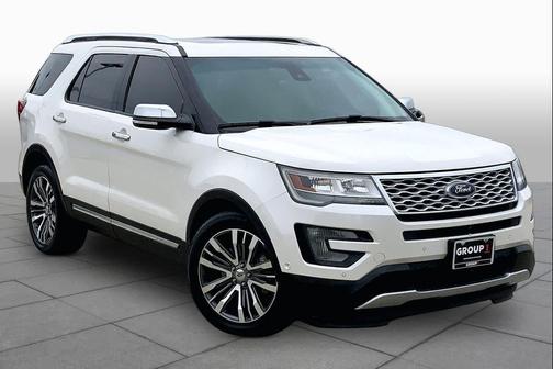 White Platinum Metallic Tri-Coat 2016 Ford Explorer Platinum