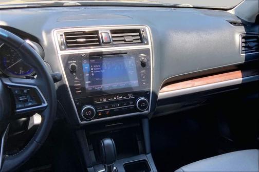 Abyss Blue Pearl 2019 Subaru Outback 3.6R Limited