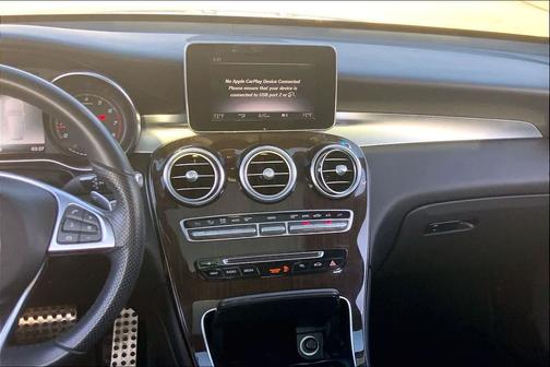 2018 Mercedes-Benz GLC 300 Base