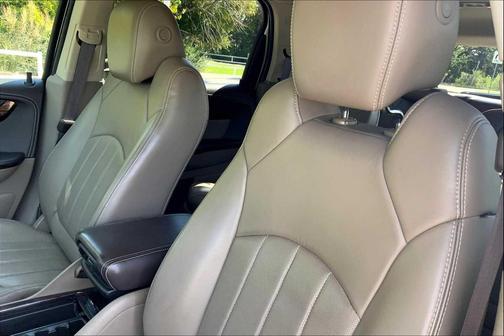2014 GMC Acadia Denali