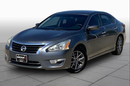 Gun Metallic 2014 Nissan Altima 2.5 S