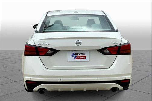 2022 Nissan Altima 2.5 SV