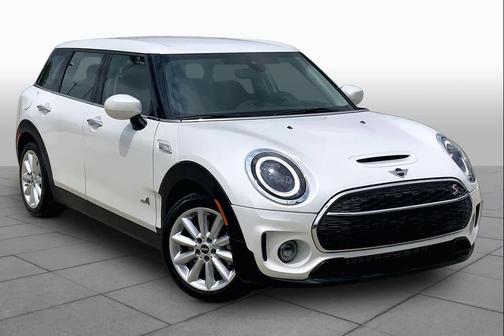 Nanuq White Metallic 2024 MINI Clubman Cooper S ALL4