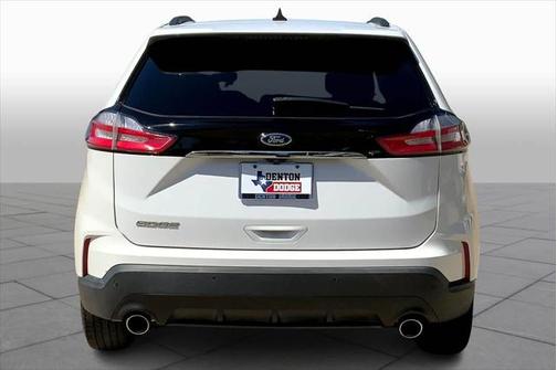 2020 Ford Edge SE