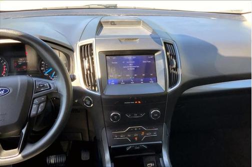 2020 Ford Edge SE