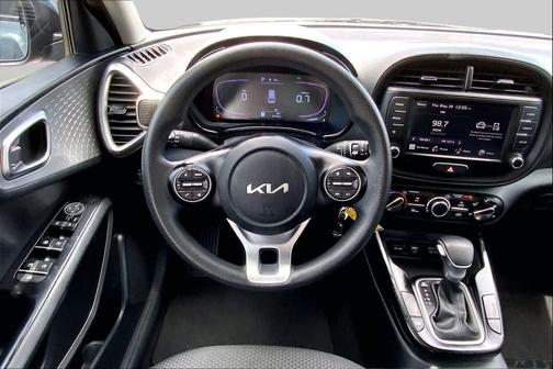 Gravity Gray 2024 Kia Soul LX