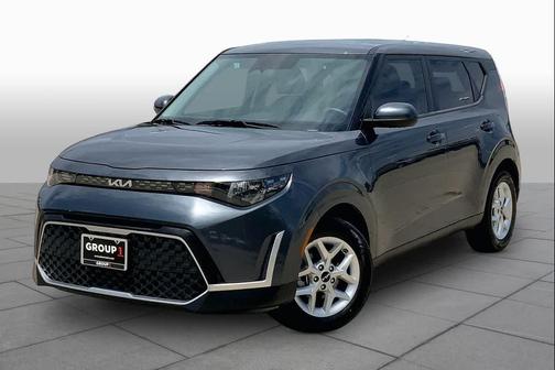 Gravity Gray 2024 Kia Soul LX
