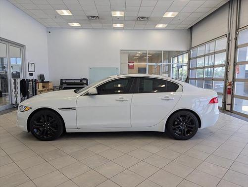 2017 Jaguar XE 35t Premium