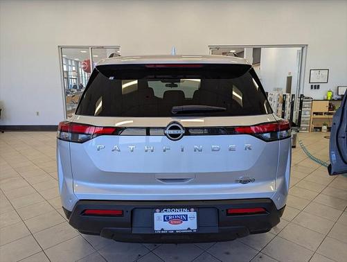 2025 Nissan Pathfinder SV 4WD