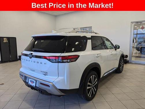 2025 Nissan Pathfinder Platinum 4WD