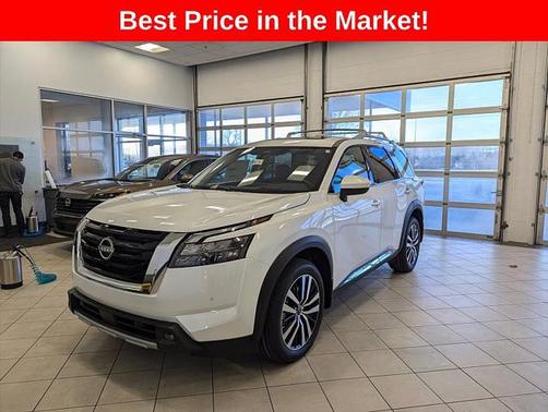2025 Nissan Pathfinder Platinum 4WD