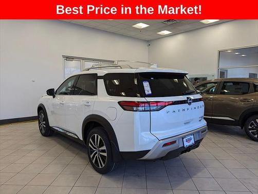 2025 Nissan Pathfinder Platinum 4WD