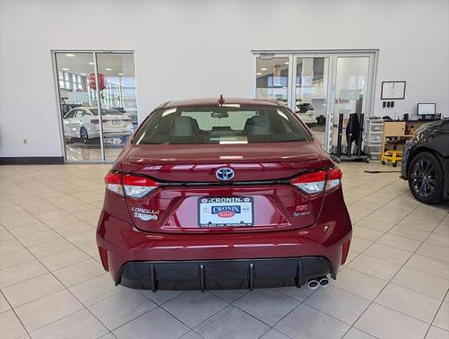 2025 Toyota Corolla Hybrid SE