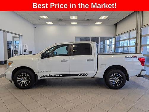 2021 Nissan Titan SV