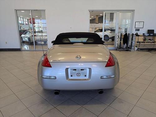 2004 Nissan 350Z Touring
