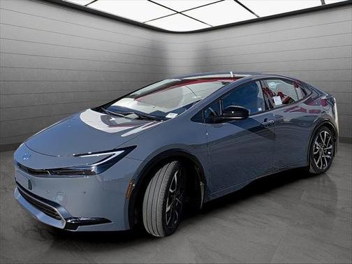 Guardian Gray 2026 Toyota Prius Plug-In Hybrid XSE Premium (Natl)
