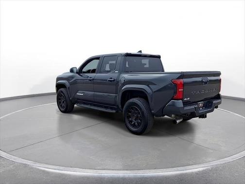 2025 Toyota Tacoma SR5 Double Cab 6' Bed AT (Natl)